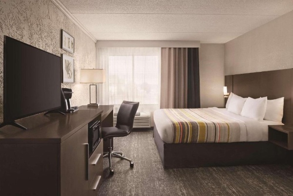 Country Inn & Suites by Radisson, Mt. Pleasant-Racine West, WI image 14